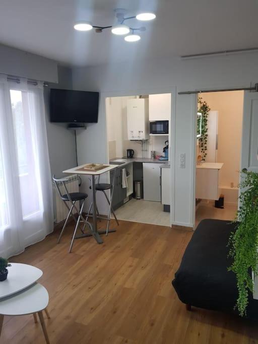 Le Studio Du Quai Charleville-Mézières Zewnętrze zdjęcie