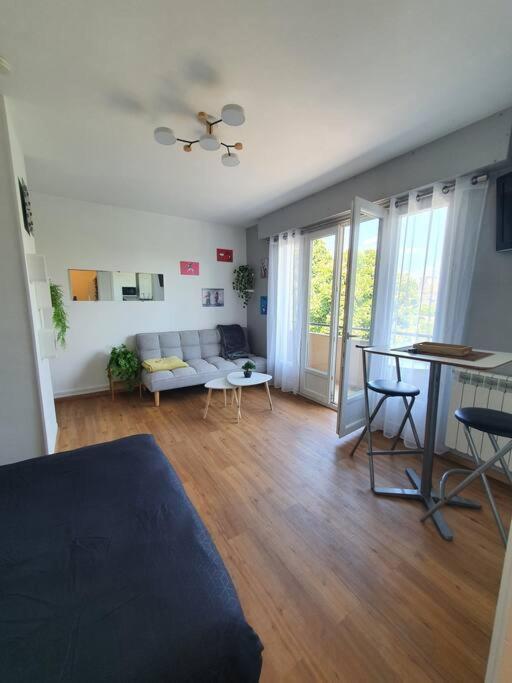Le Studio Du Quai Charleville-Mézières Zewnętrze zdjęcie